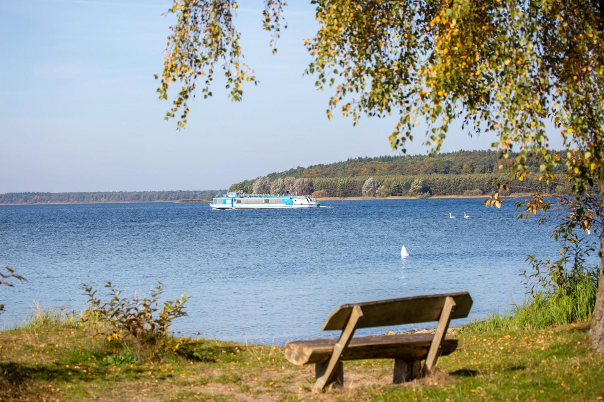 Ferienhaus Schwanensee Fuenfseen Экстерьер фото